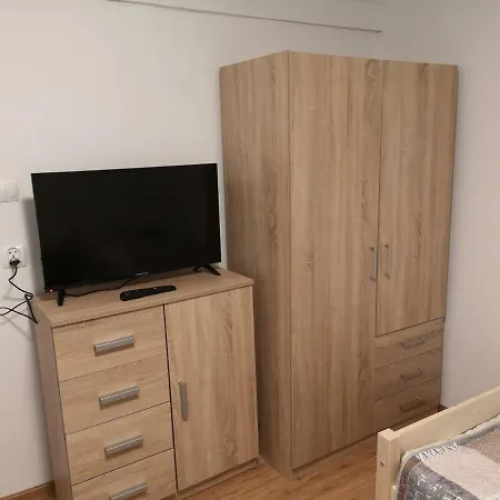 Ustronie Karsiborskie Apartman